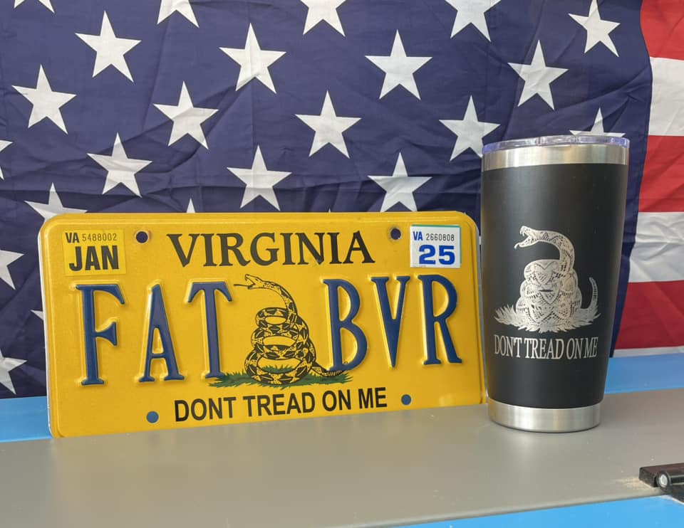 Custom 20oz Tumbler Don't Tread on Me